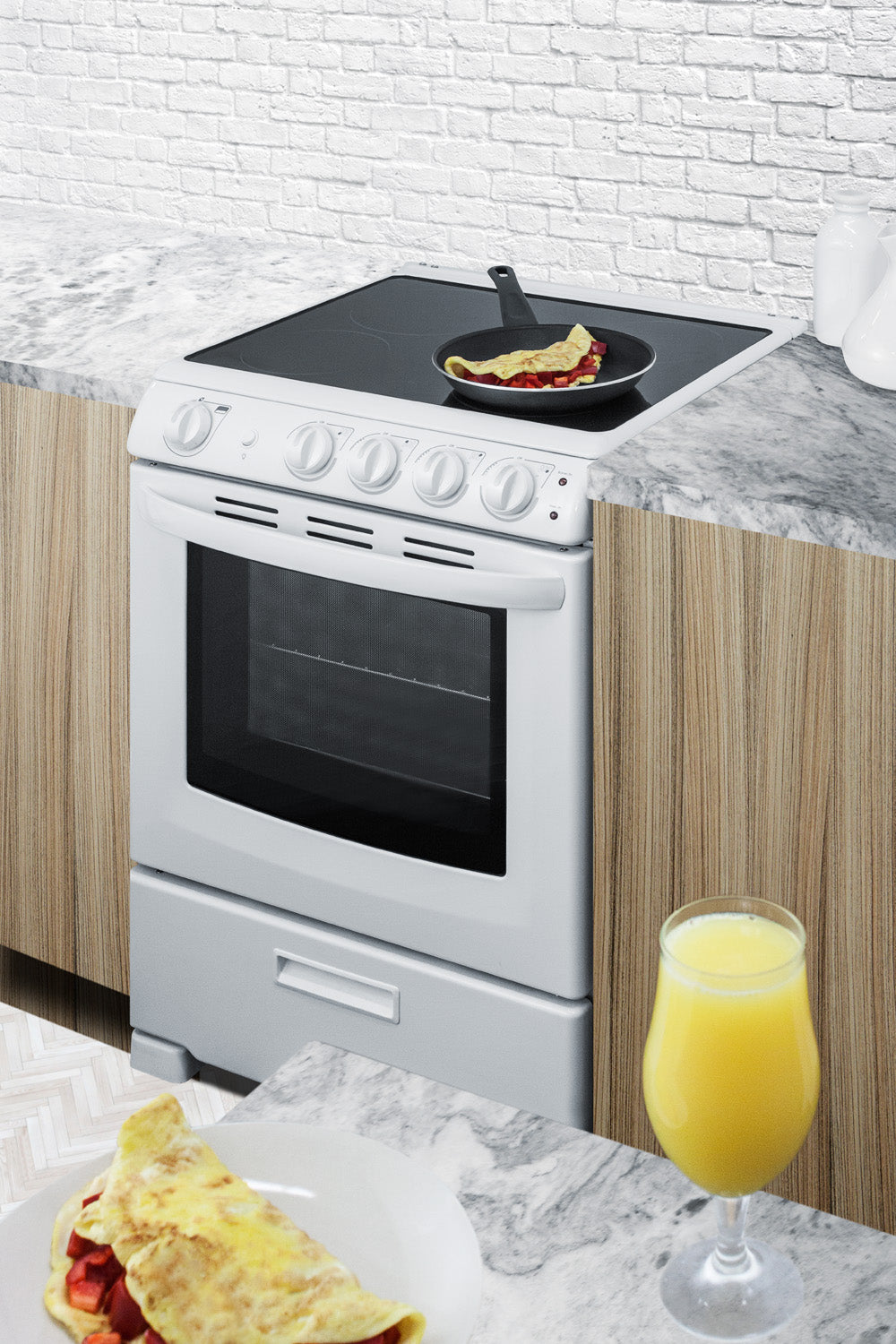 24" Wide Electric Smooth-Top Range