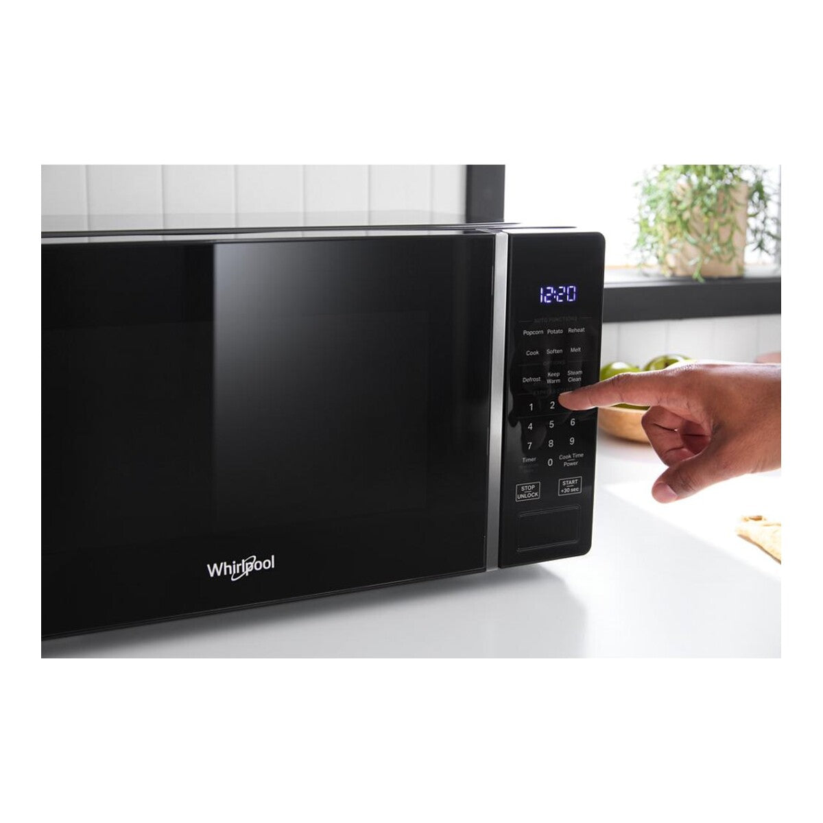 0.7 cu. ft. Black Countertop Microwave With Steam Clean - 700 watt