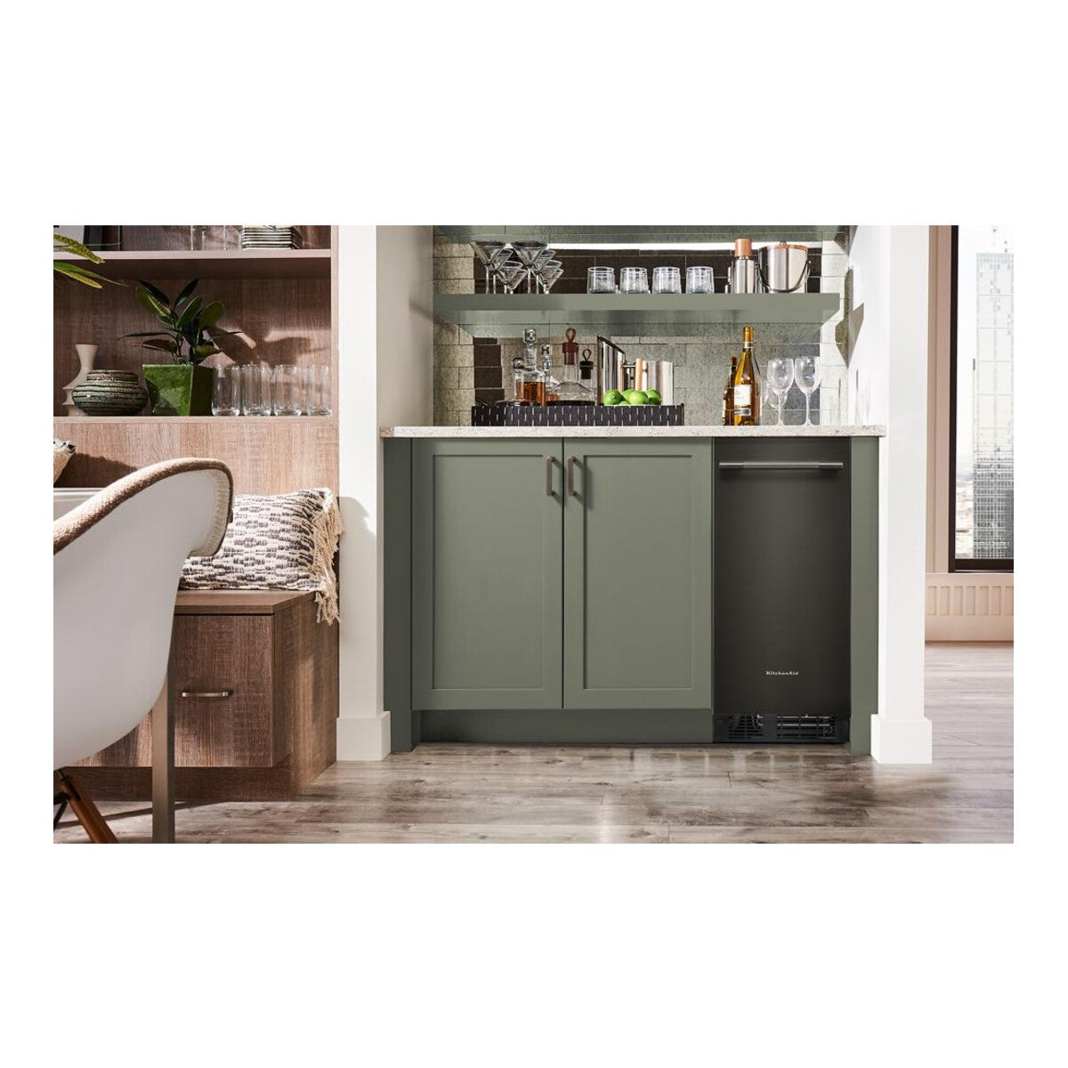 15-Inch 25 lb. Automatic Ice Maker with Clear Ice Technology in Black Ore