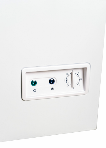5 Cuft Chest Freezer, 1 Basket, Up Front Temp Control, 5 Yr Warranty