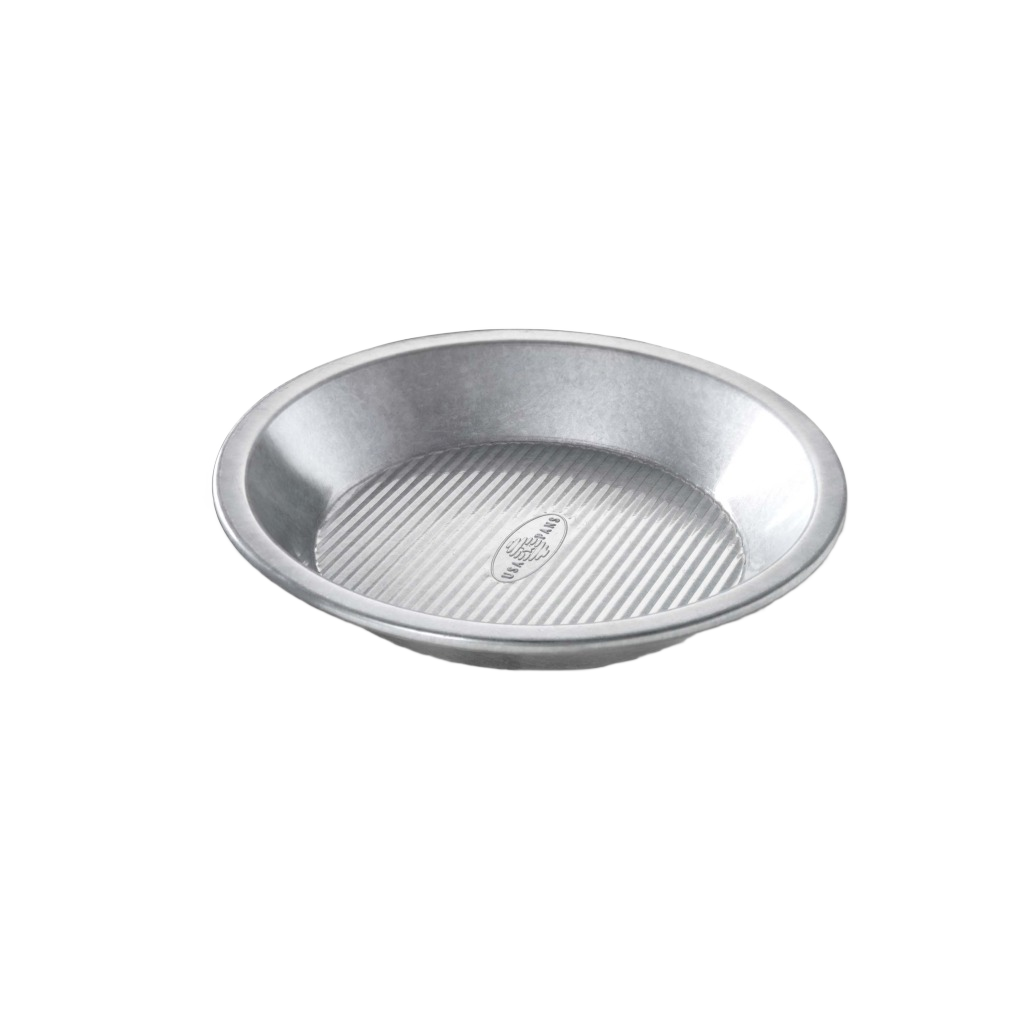 Metal pie pan with ribbed bottom and logo embossed for baking and kitchen use in home settings
