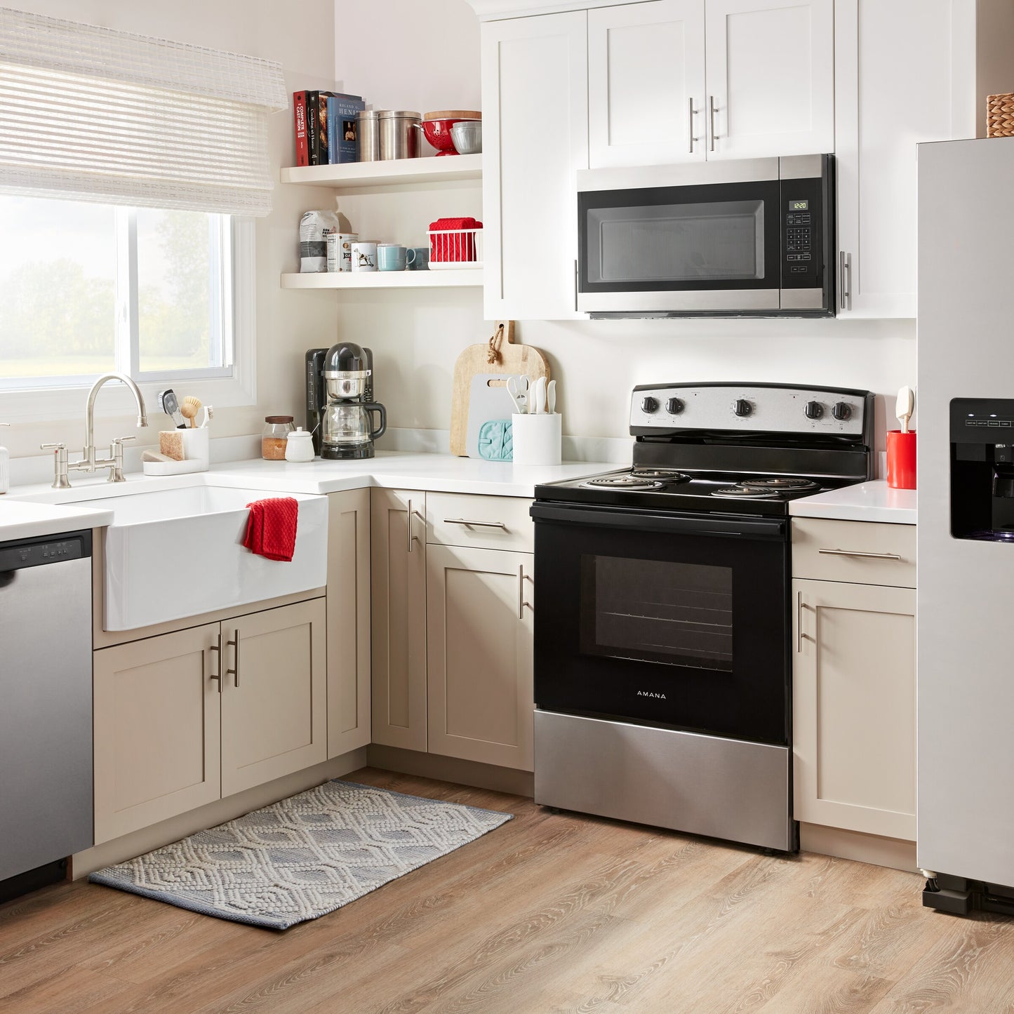 Amana® 30-Inch Electric Range with Extra-Large Oven Window