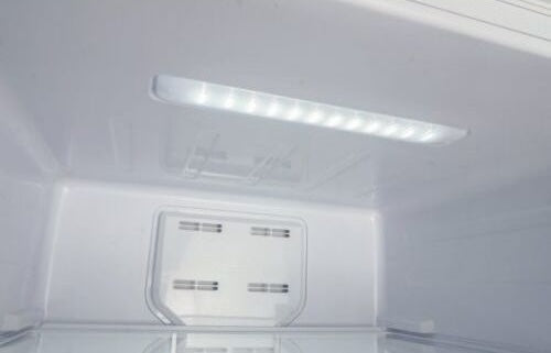 17 cuft Apartment Size Refrigerator, Two See-Thru Crispers, ESTAR