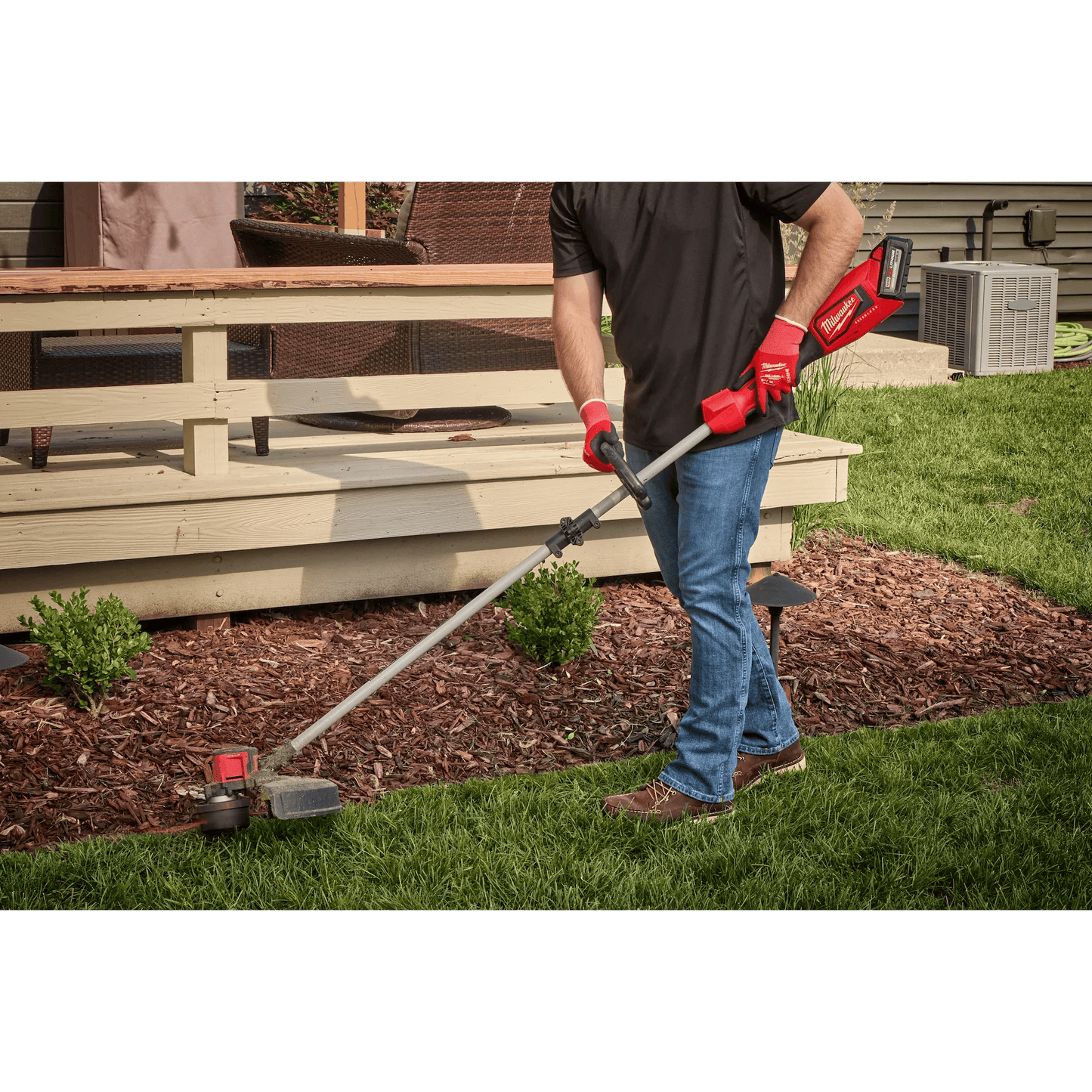 Milwaukee M18™ Brushless String Trimmer Kit