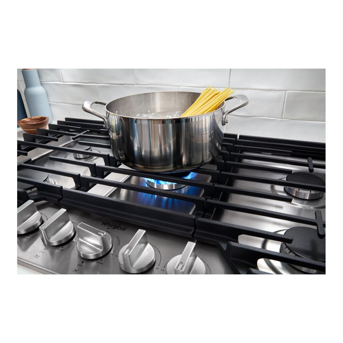 36-inch Gas Cooktop with EZ-2-Lift™ Hinged Cast-Iron Grates
