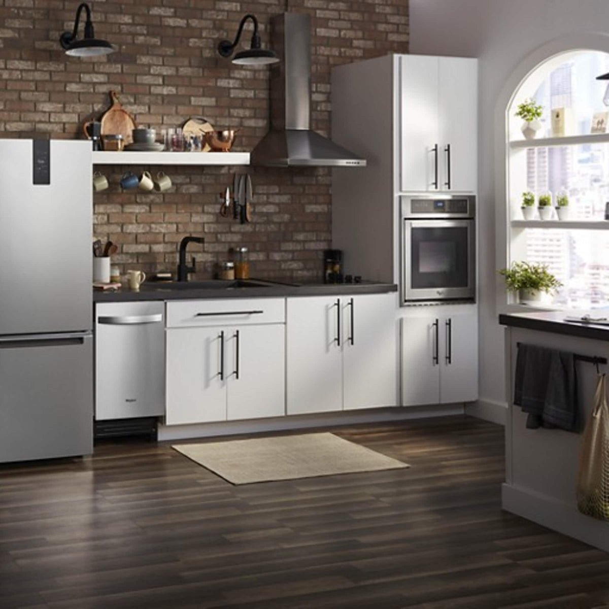 24-inch Wide Garage-Ready Bottom-Freezer Refrigerator - 12.9 cu. ft.