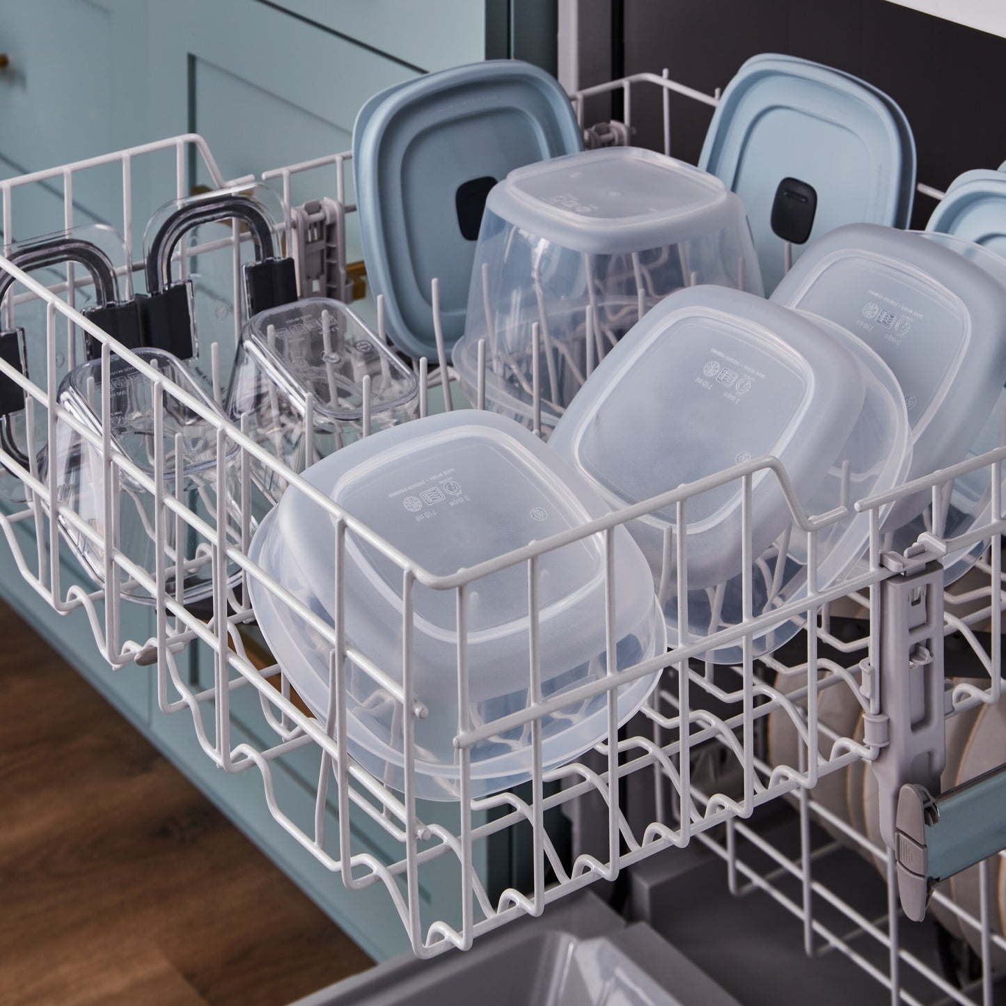 Quiet Dishwasher with Boost Cycle