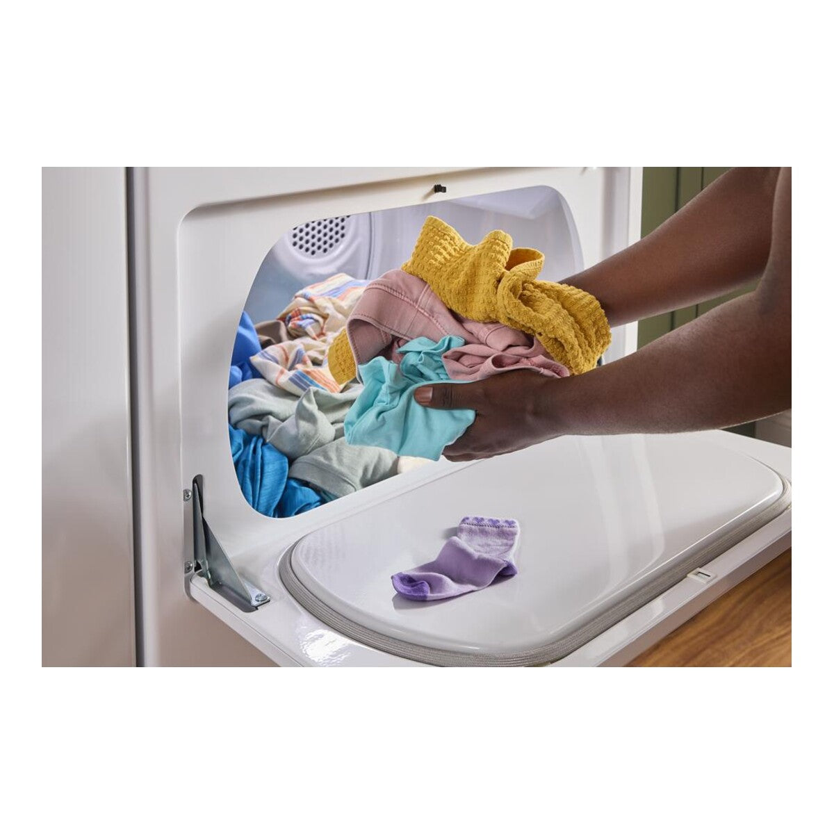 7.0 cu. ft. Gas Dryer with Adaptive Dry - Vented Top Load Matching