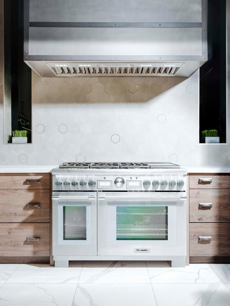 Dual Fuel Professional Range, 48'' Pro Grand® Commercial Depth