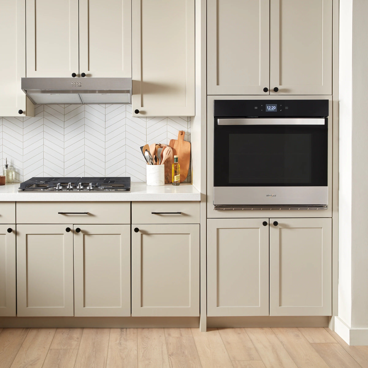 4.3 Cu. Ft. Single Wall Oven with Air Fry When Connected