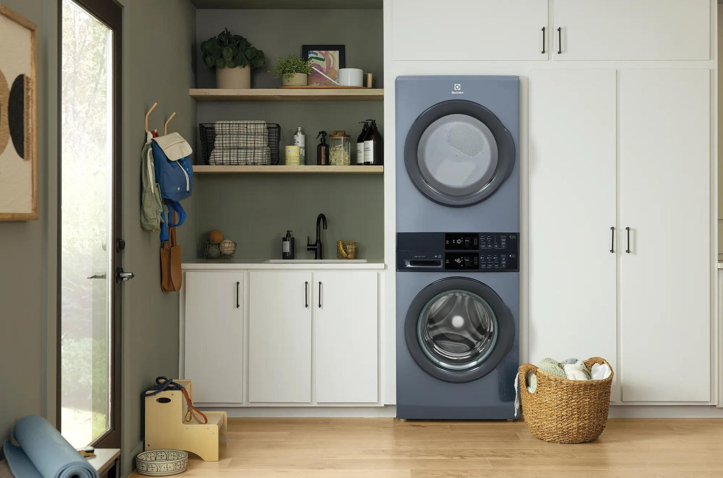 Laundry Tower Single Unit Front Load 4.4 Cu. Ft. Washer & 8 Cu. Ft. Gas Dryer