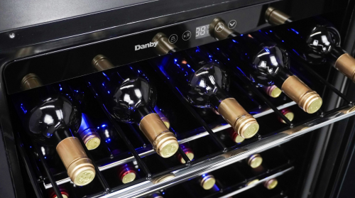 5.7 CF Built In Undercounter Wine Cooler, Single Door, Single Zone