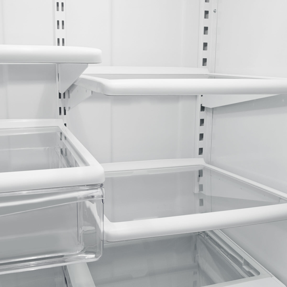 33-inches wide Bottom-Freezer Refrigerator with SpillGuard™ Glass Shelves - 22 cu. ft