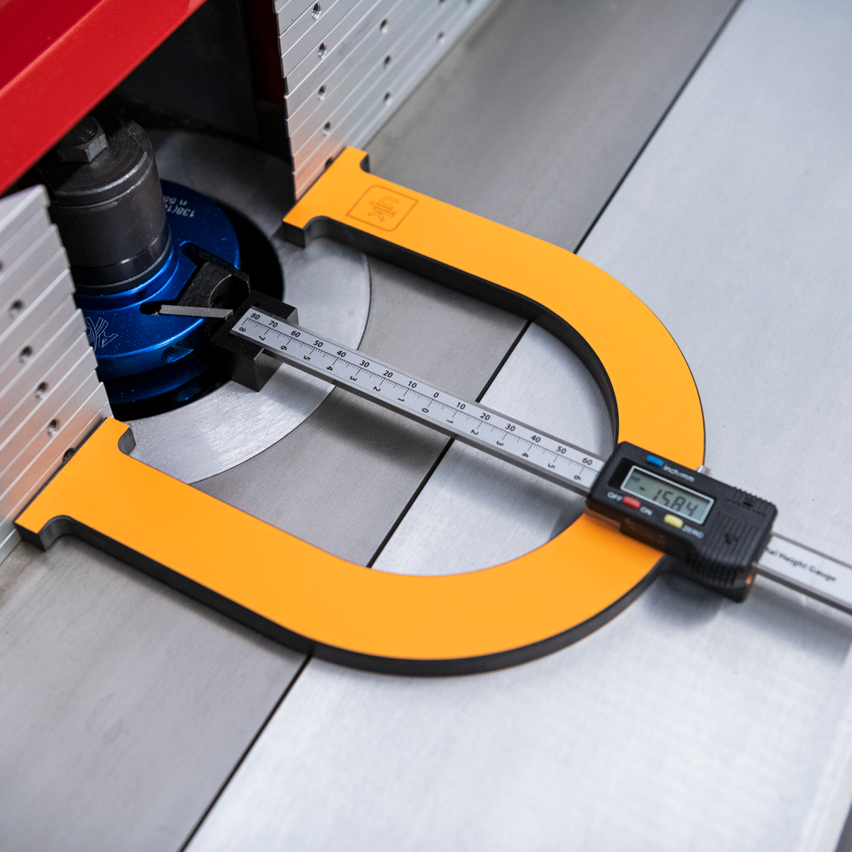 UJK Large Digital Height Gauge