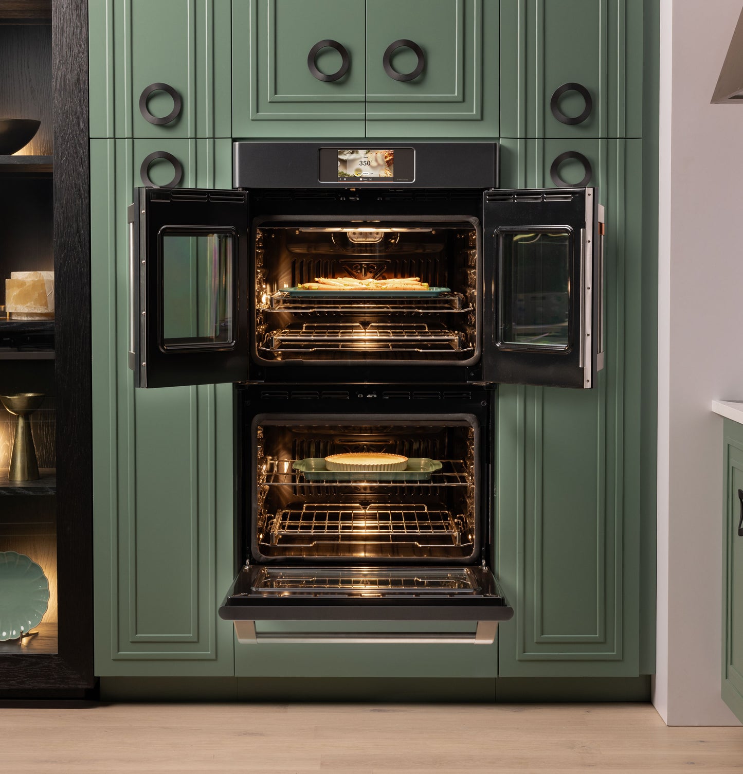 CAFÉ™ Professional Series 30" Smart Built-In Convection French-Door Double Wall Oven