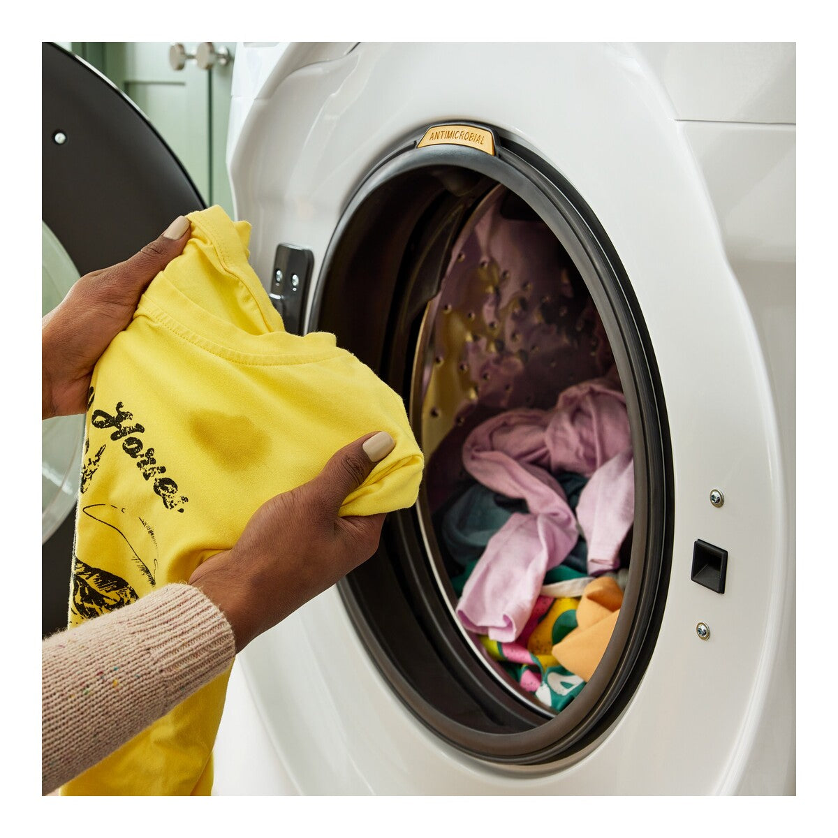 Smart ENERGY STAR® Front Load Laundry Tower with UV Clean Technology & FreshFlowTM Vent System 4.5 cu. ft. Washer & 7.4 cu. ft. Electric Dryer