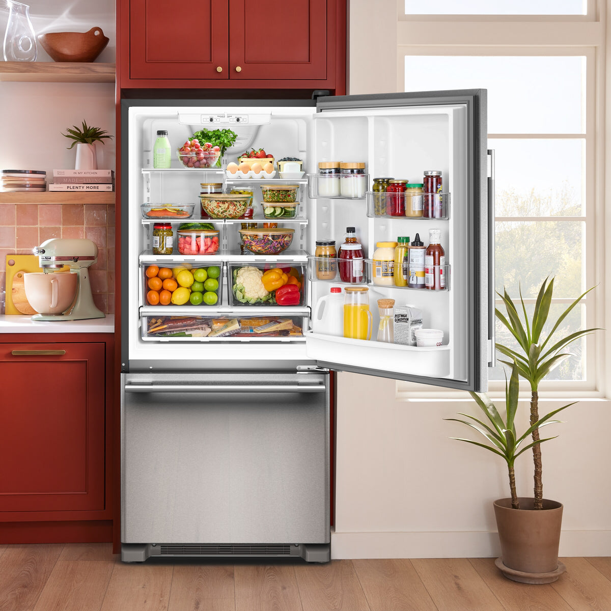 19 Cu. Ft. 30-Inch Bottom Mount Refrigerator with Right Door Swing in PrintShield® Stainless Steel