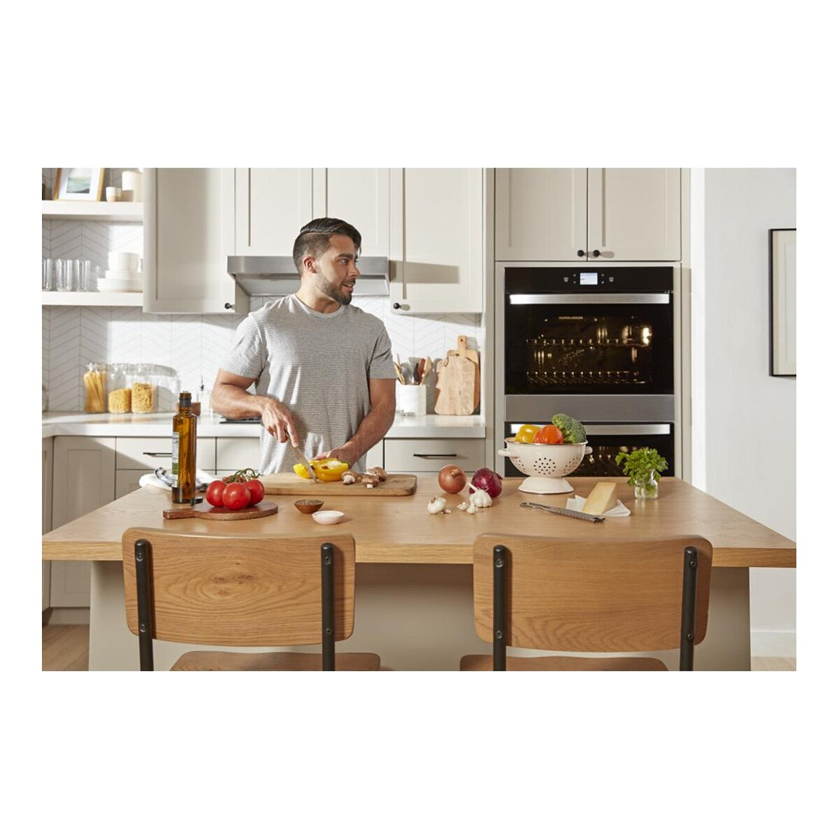 30-Inch Single Wall Oven with Air Fry When Connected - 5.0 Cu. Ft.