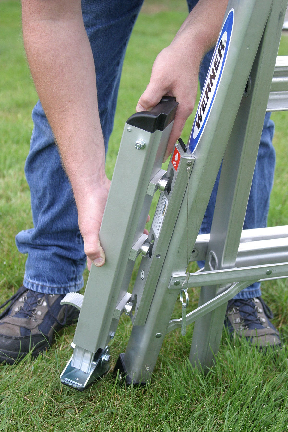 Werner 22 ft. Aluminum Multi-Position Telescoping Ladder