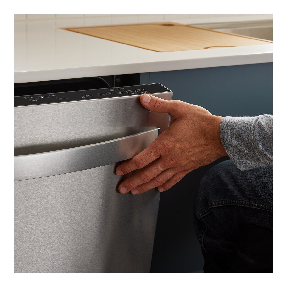 44 dBA ADA Compliant Dishwasher Flush with Cabinets with 3rd Rack