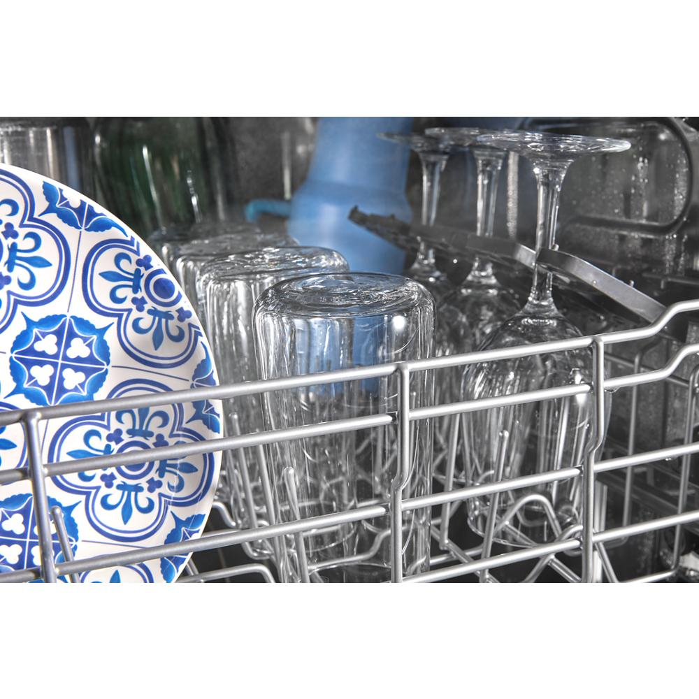 Front Control Dishwasher with PowerBlast® cycle and Heated Dry