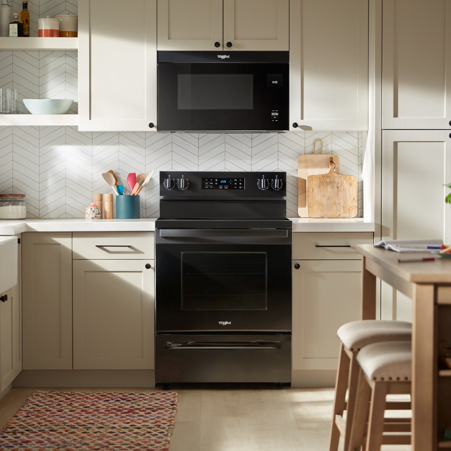 30-inch Energy Star Electric Range with Air Cooking Technology, No Preheat Air Fry and Air Baking and Self Clean