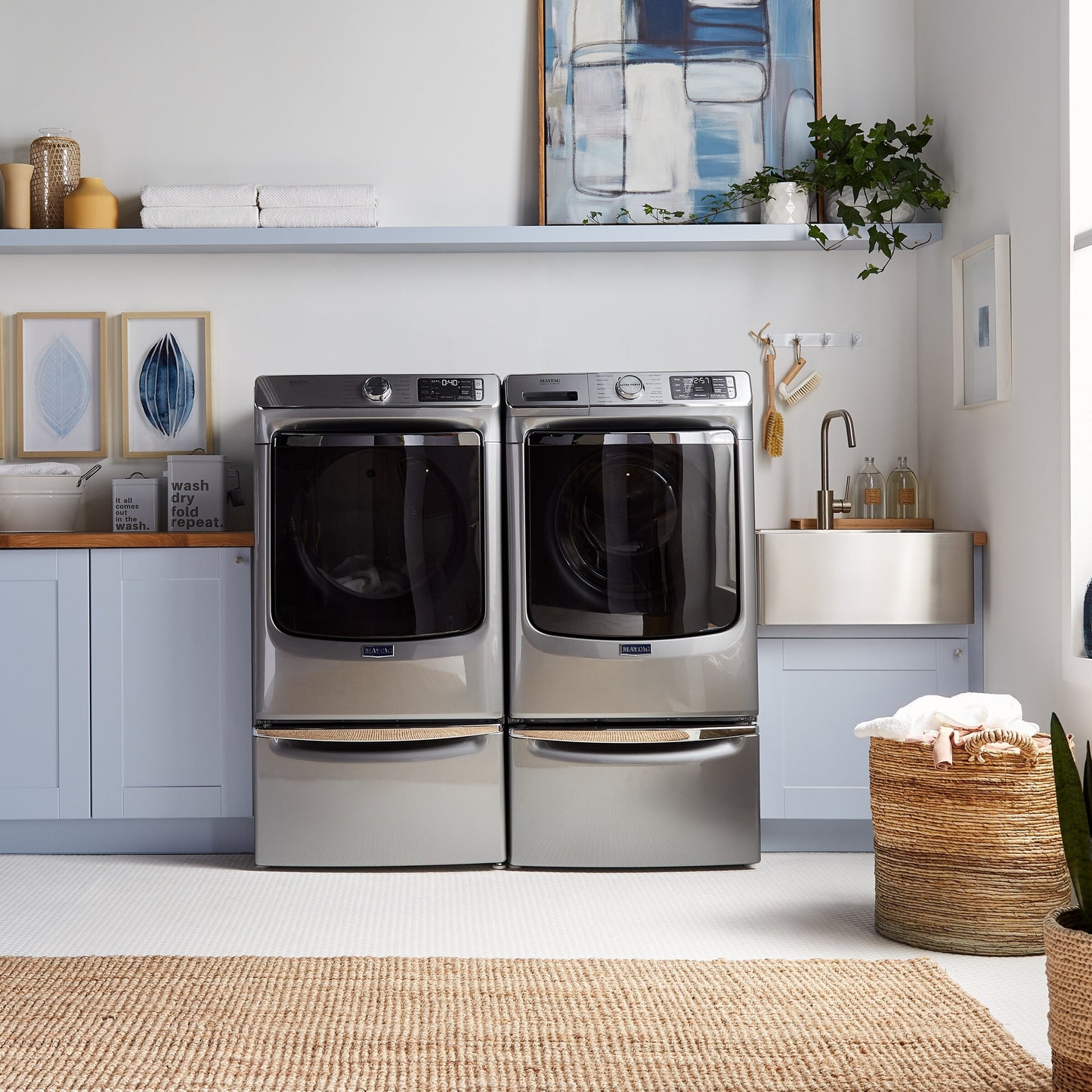 Smart Front Load Washer with Extra Power and 24-Hr Fresh Hold® option - 5.0 cu. ft.