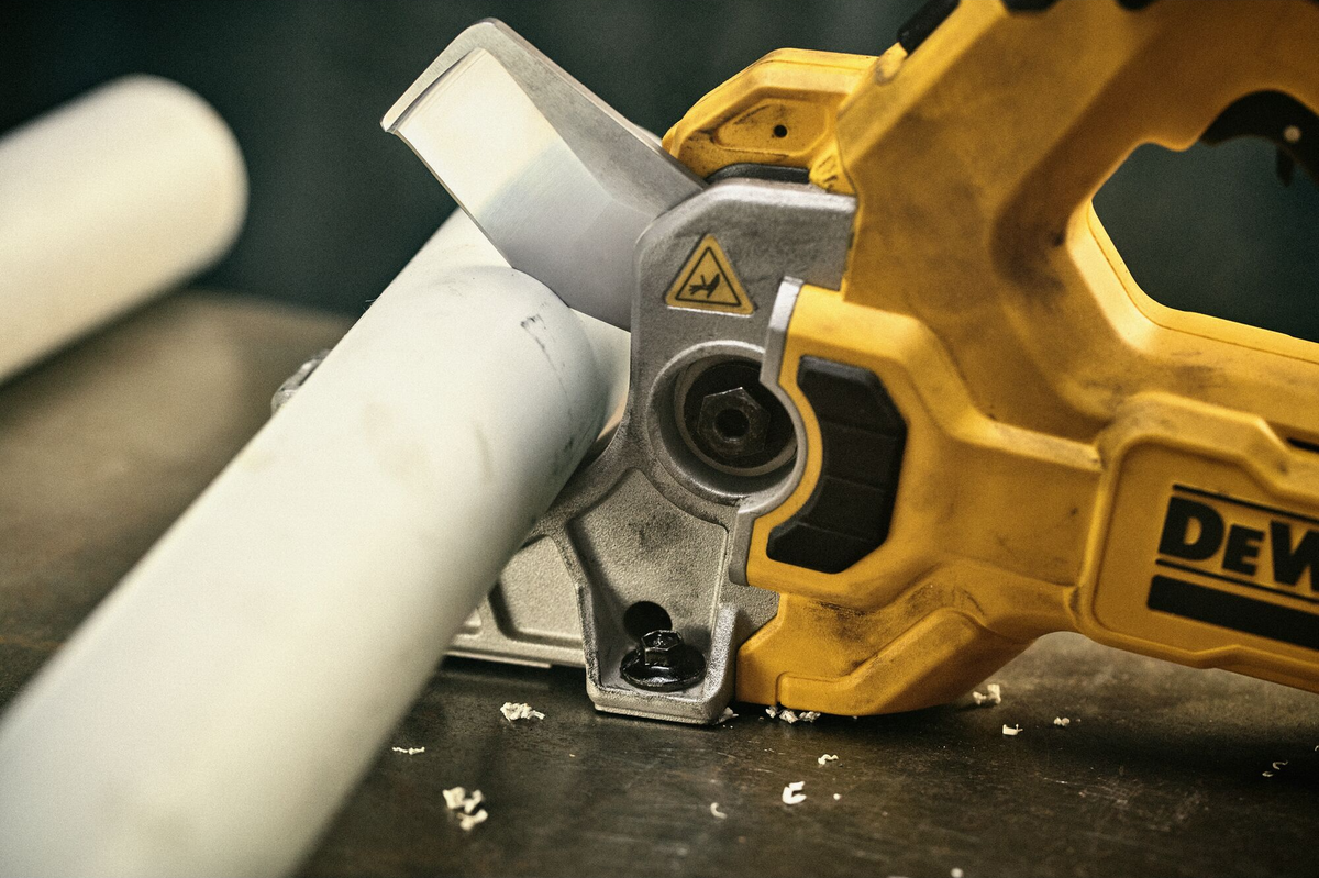 DEWALT 20V MAX* Plastic Tubing Cutter (Tool Only)