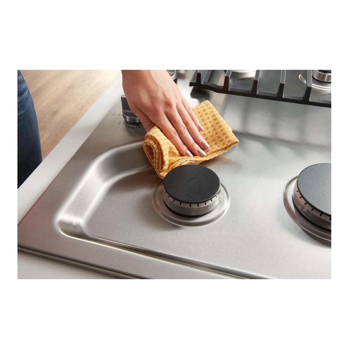30-inch Gas Cooktop with EZ-2-Lift™ Hinged Cast-Iron Grates