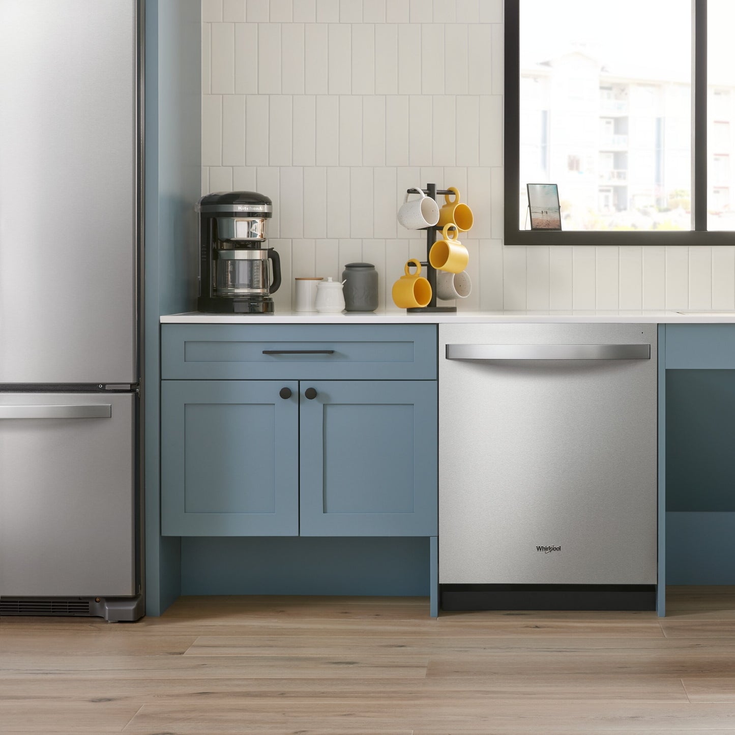 44 dBA ADA Compliant Dishwasher Flush with Cabinets with 3rd Rack