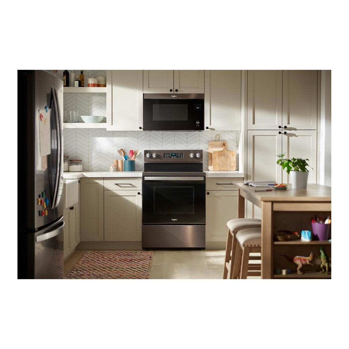 1.1 Cu. Ft. Flush Mount Microwave with Turntable-Free Design