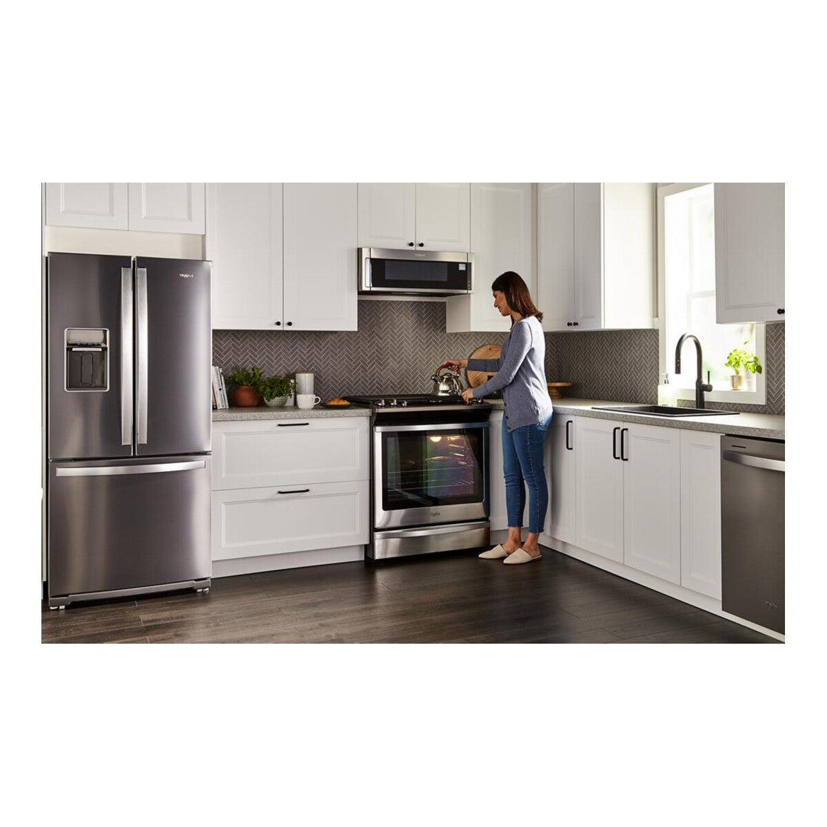 30-inch Wide French Door Refrigerator - 20 cu. ft.