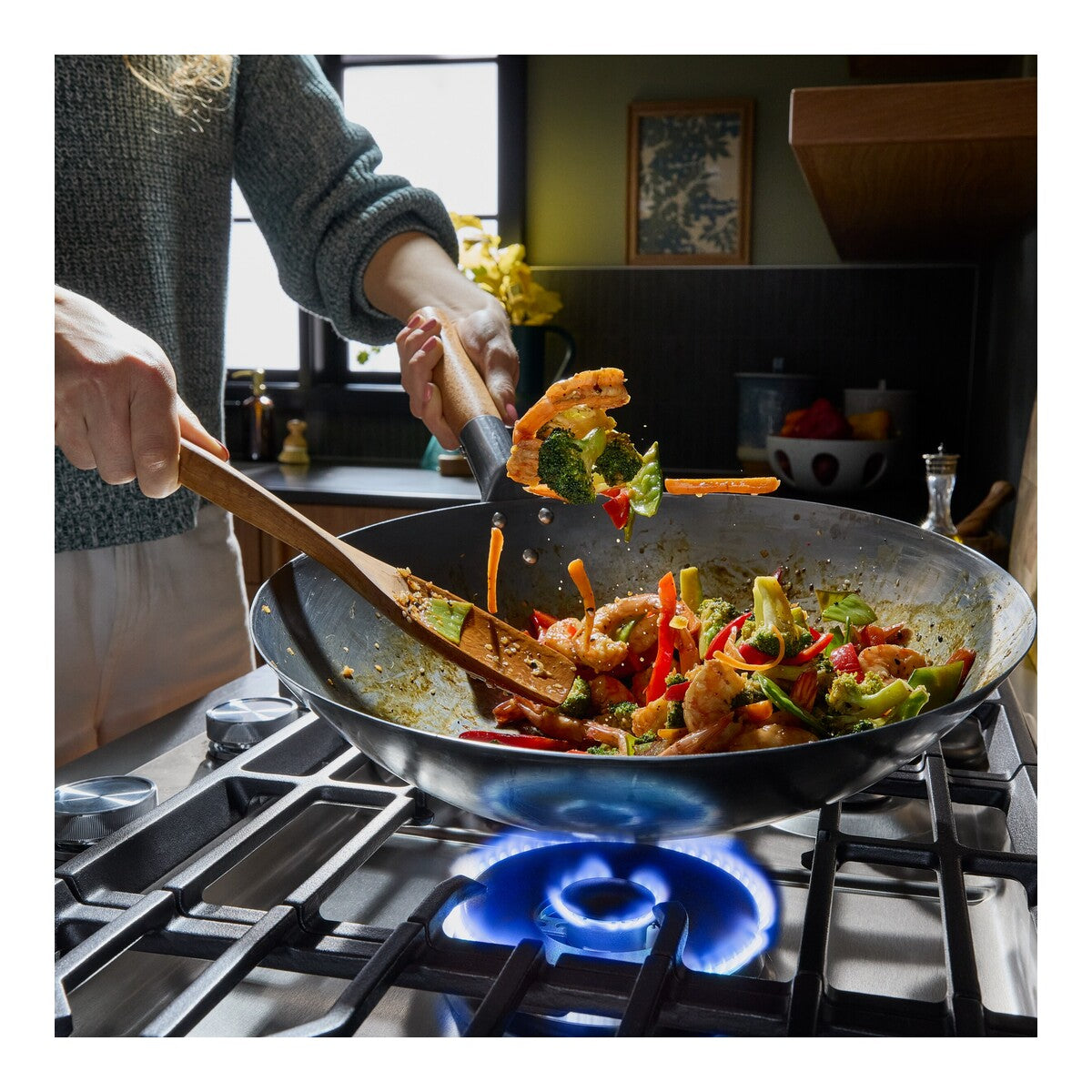 KitchenAid® 30 in. Gas Cooktop with 5 Burners and Integrated Wok Grate