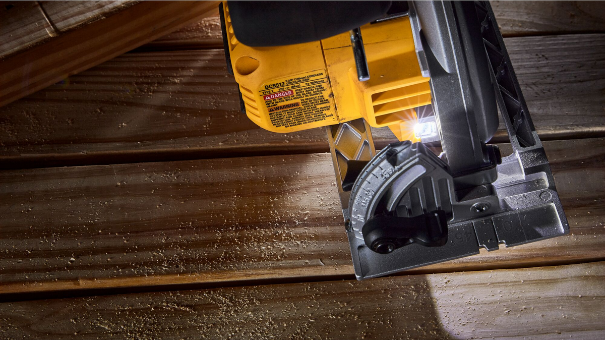 DEWALT 12V MAX* 5-3/8" Brushless Cordless Circular Saw (Tool Only)