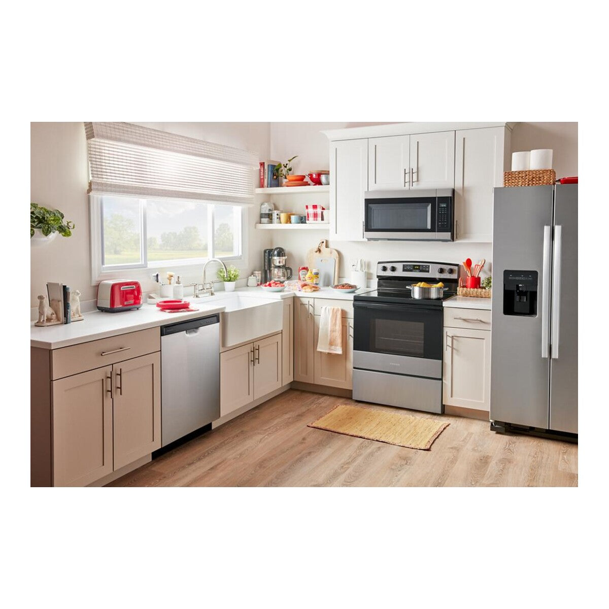 30-inch Amana® Electric Range with Extra-Large Oven Window