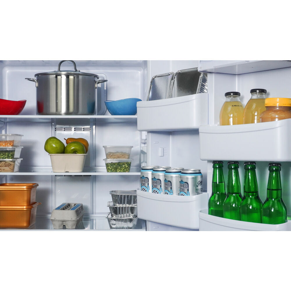 17 cuft Apartment Size Refrigerator, Two See-Thru Crispers, ESTAR