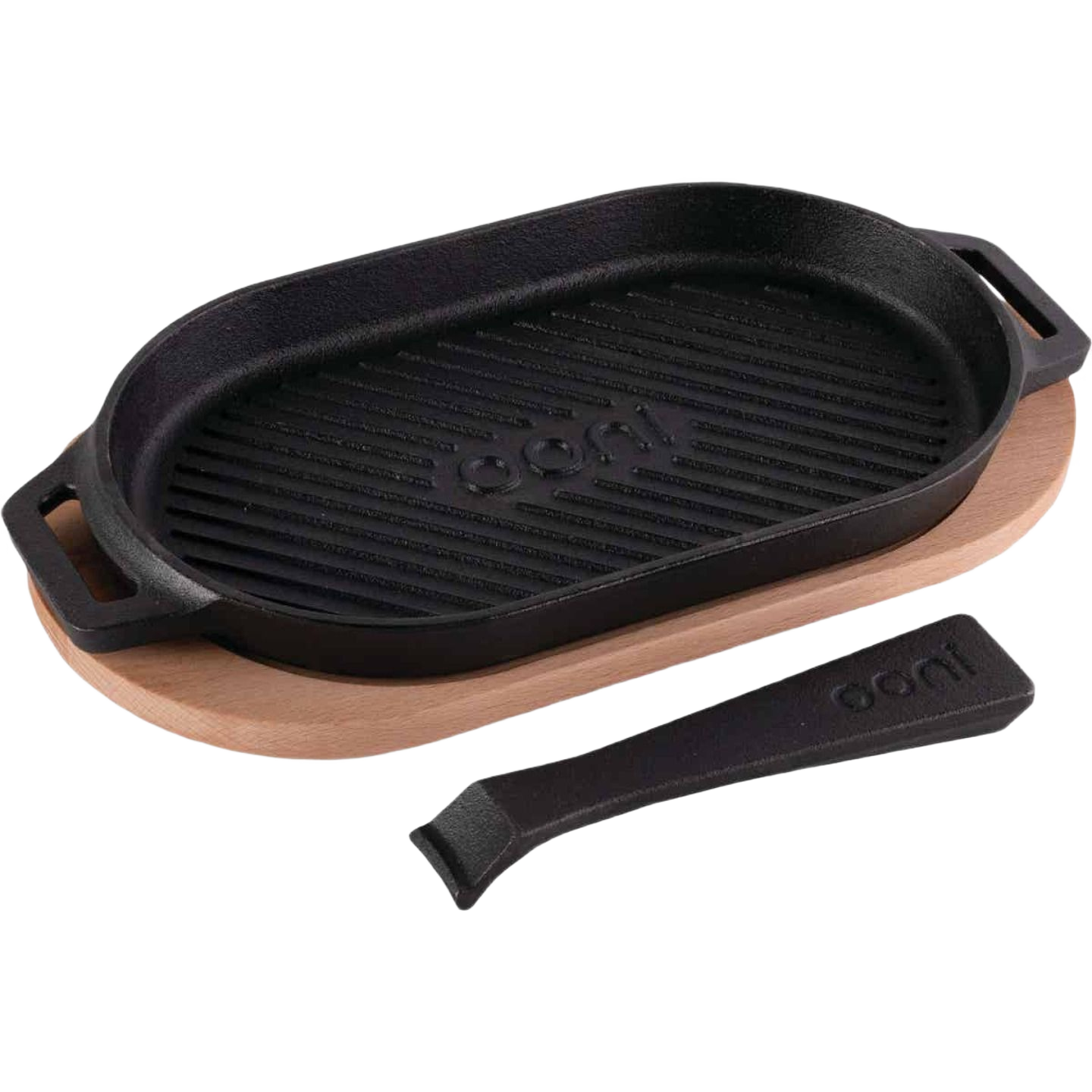Cast iron grill pan with removable handle on wooden trivet for grilling tools and outdoor living collections under $100