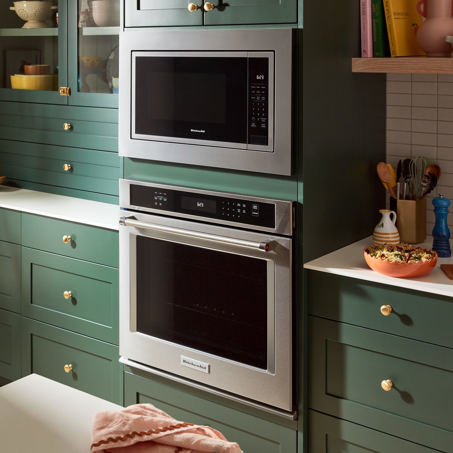 2.2 Cu. Ft. Countertop Microwave