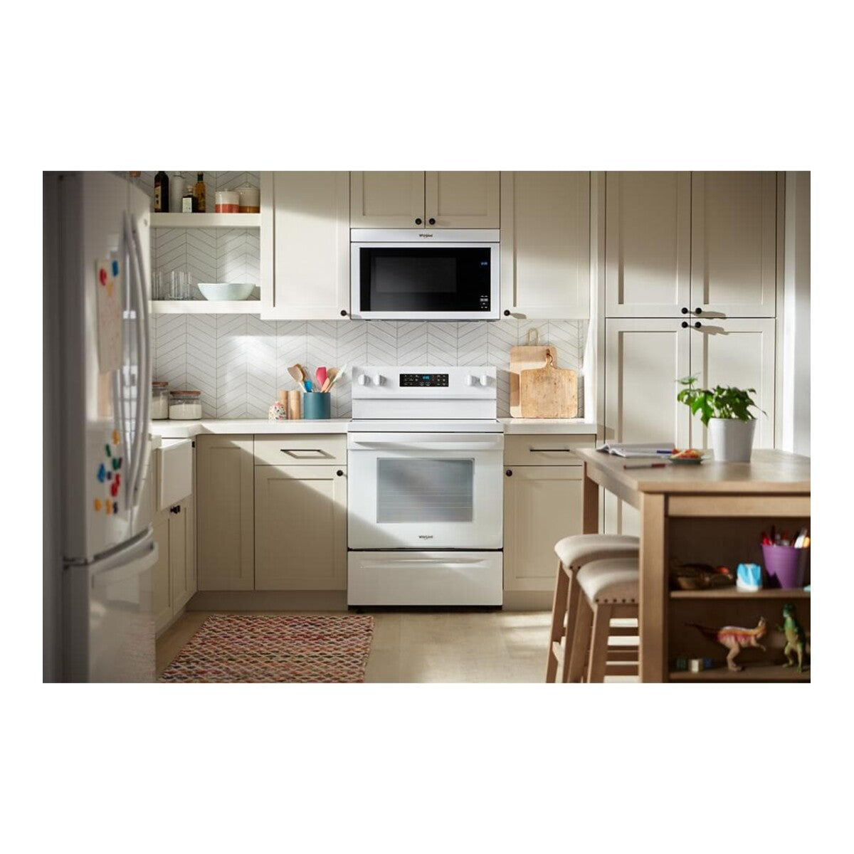1.1 Cu. Ft. Flush Mount Microwave with Turntable-Free Design
