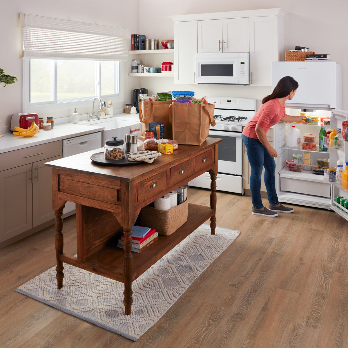 30-inch Amana® Electric Range with Extra-Large Oven Window