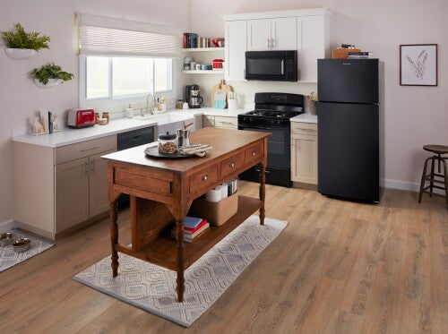 30-Inch Wide Garage Ready Top-Freezer Refrigerator—19 Cu. Ft.