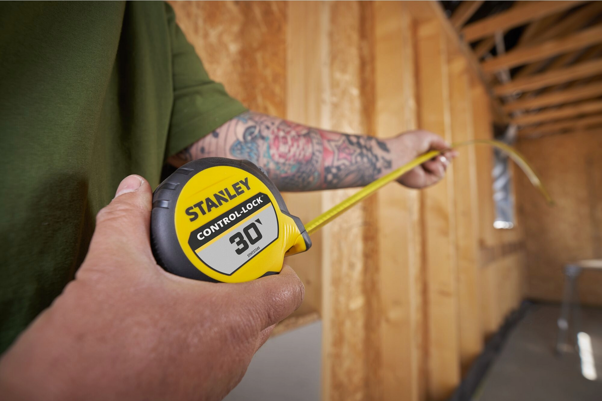 STANLEY 30' Control-Lock Tape Measure