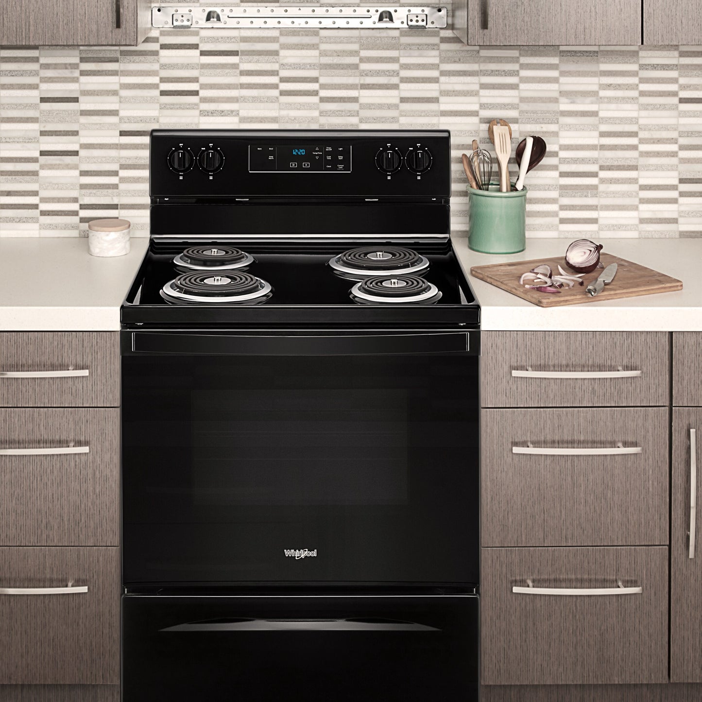 4.8 cu. ft. Electric Range with Keep Warm setting