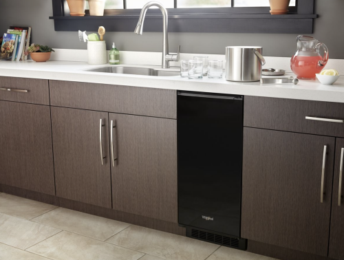 15-inch Icemaker with Clear Ice Technology