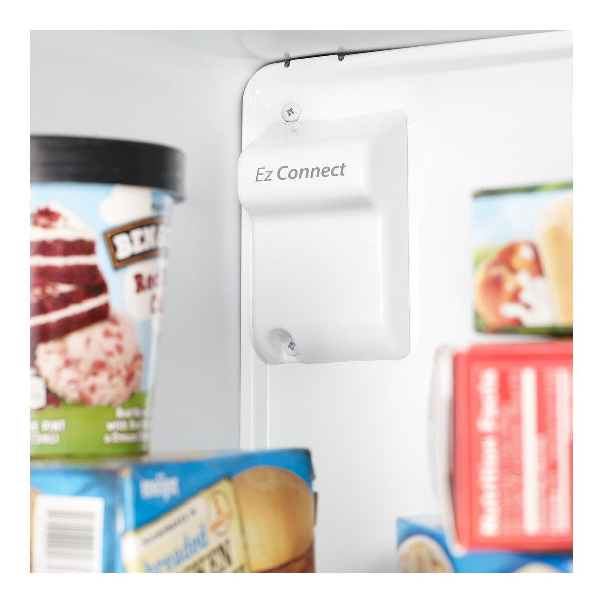 28-inch Wide Refrigerator Compatible With The EZ Connect Icemaker Kit – 18 Cu. Ft.