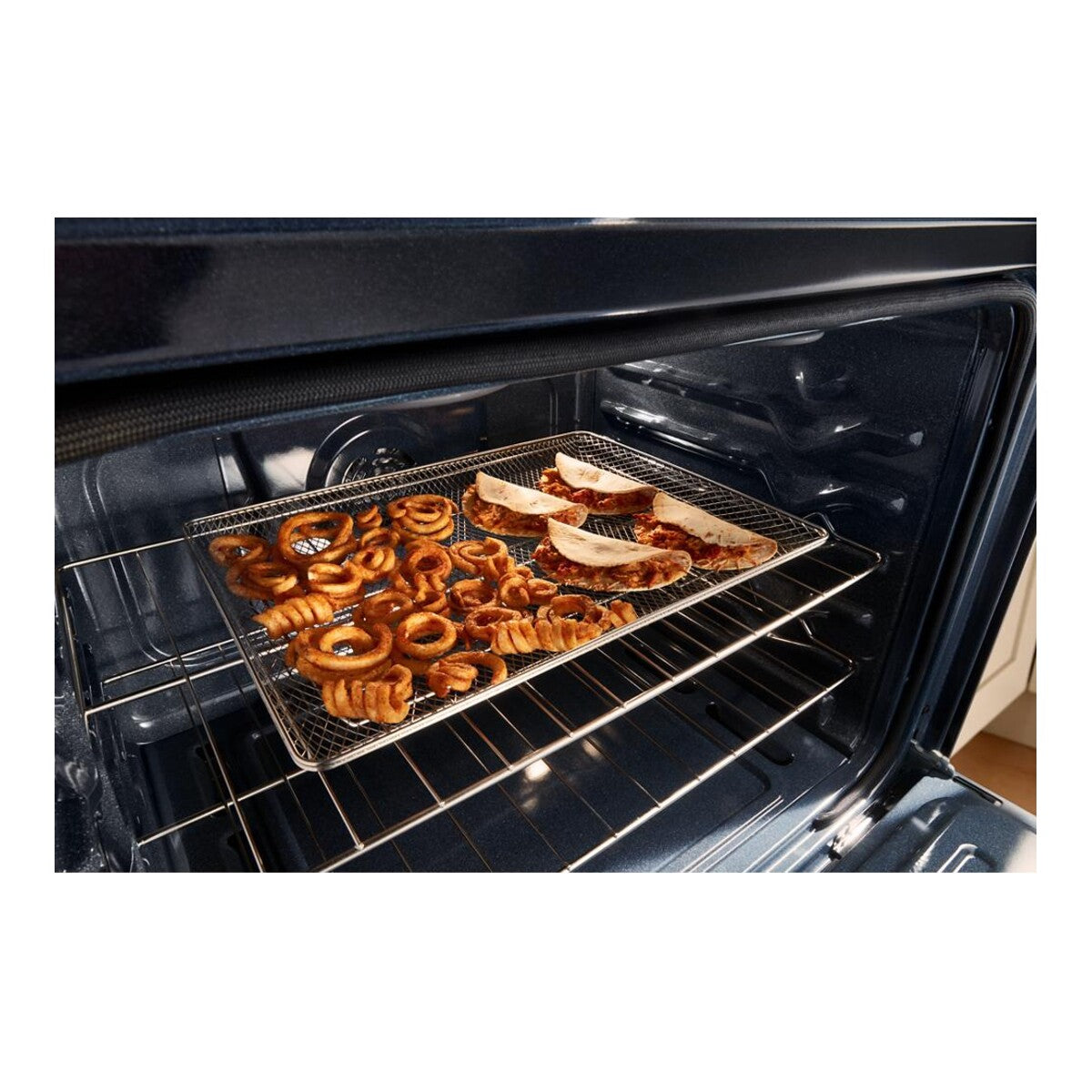 30-inch Electric Smart Range with Advanced Air Cooking Technology and WipeClean™ Coating