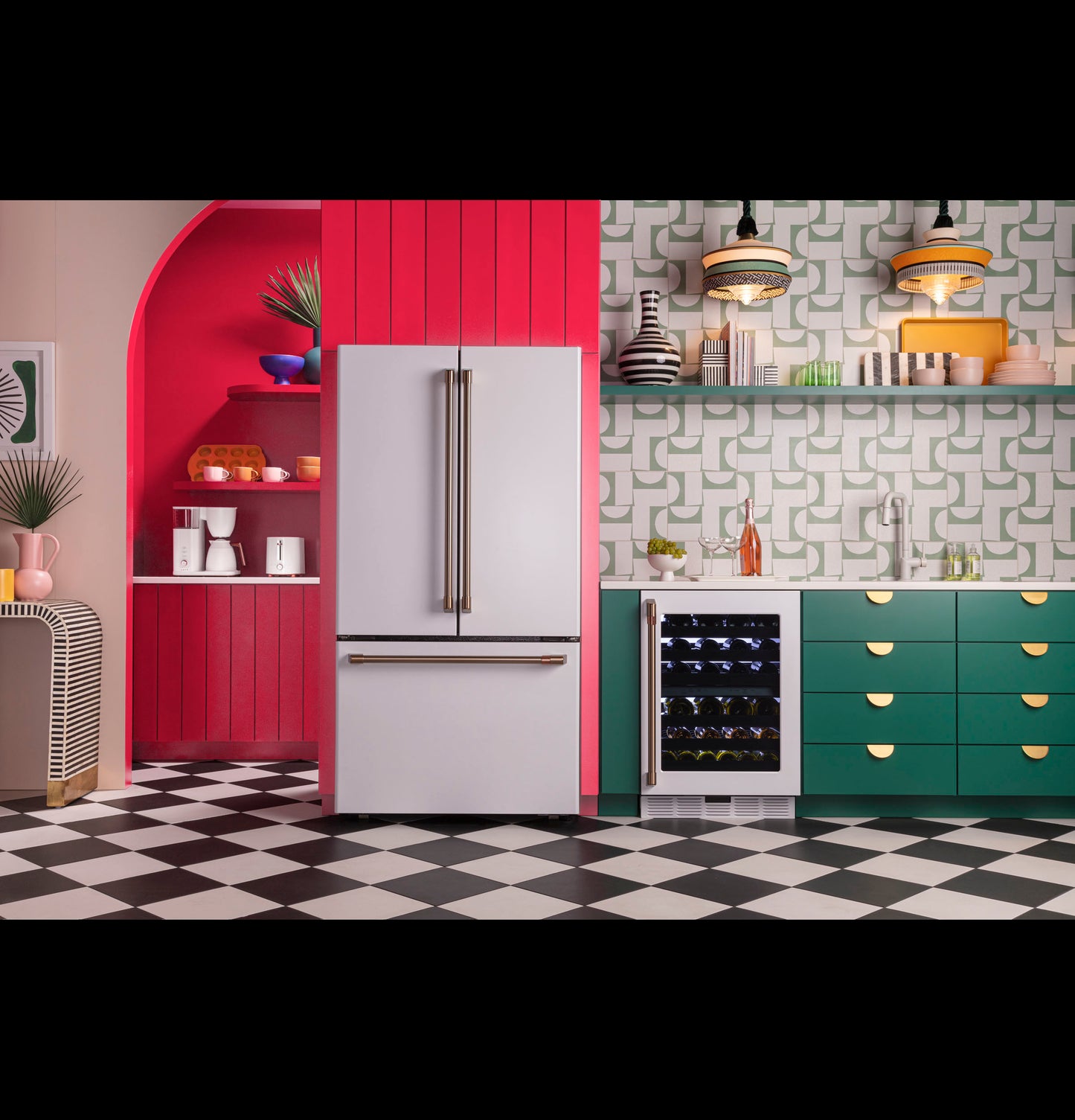 CAFÉ™ ENERGY STAR® 23.1 Cu. Ft. Smart Counter-Depth French-Door Refrigerator