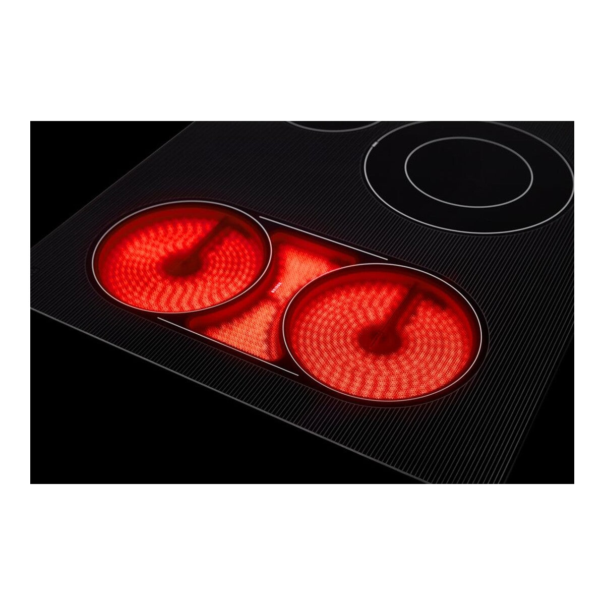 30-Inch Electric Cooktop with Reversible Grill and Griddle