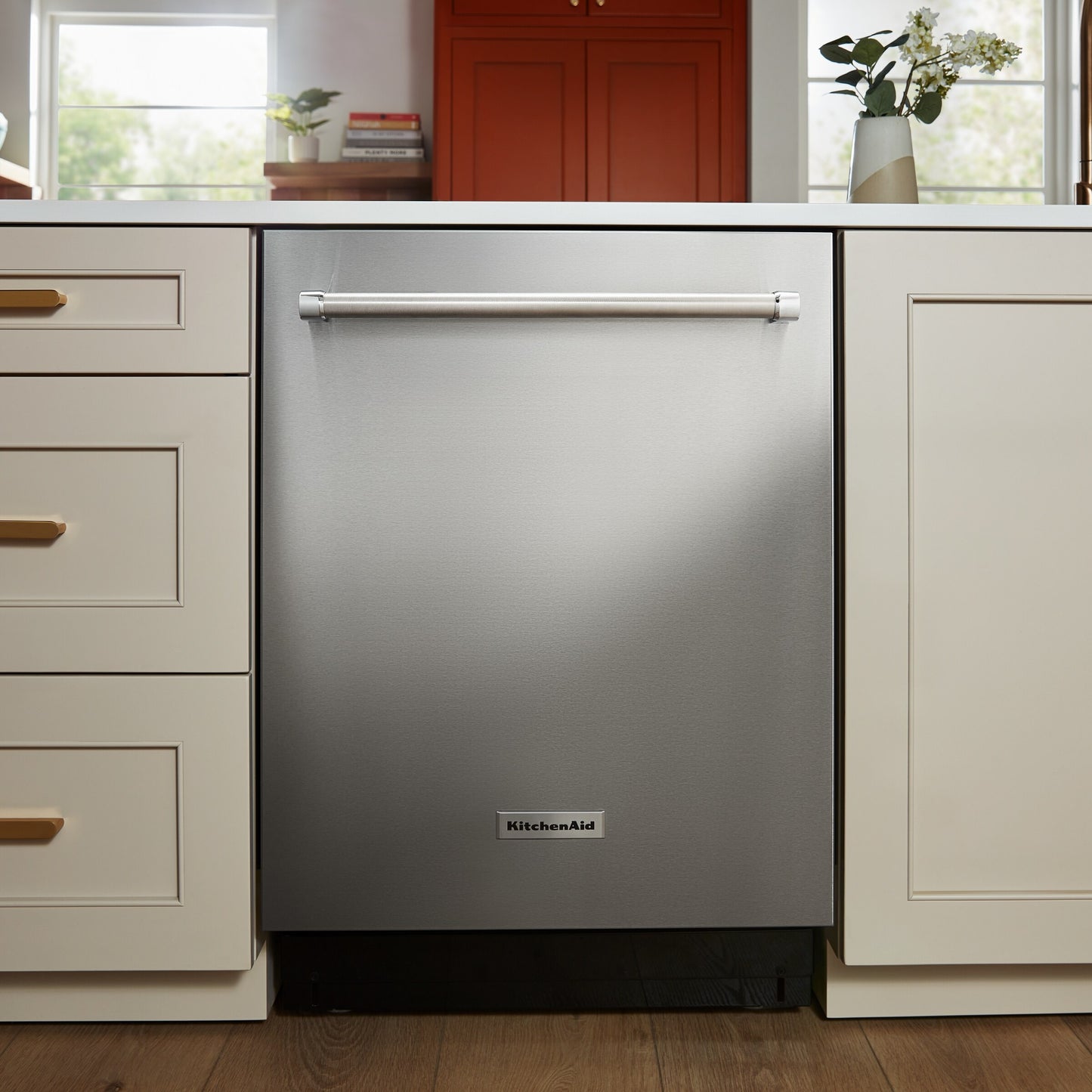 KitchenAid® 39 dBA PrintShield™ Finish Flush-to-Cabinet Dishwasher with FreeFlex™ Fit Third Level Rack