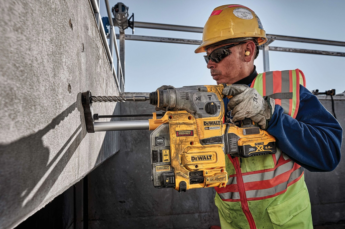 DEWALT 20V MAX* XR® 1-1/8" Brushless Cordless SDS PLUS L-Shape Rotary Hammer (Tool Only)
